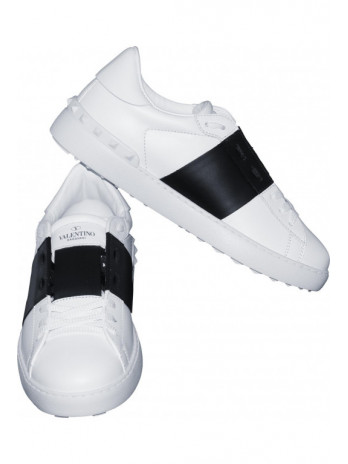 Rockstud Sneaker - White/Black